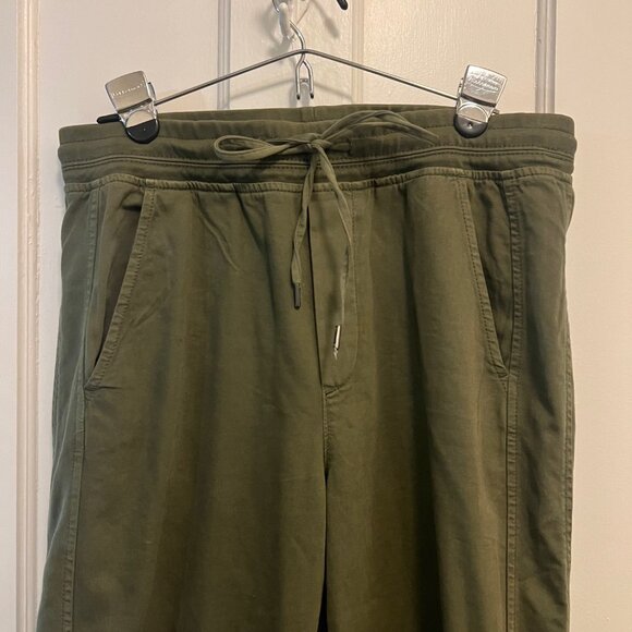 SALE!!! Women's Gap cargo pants army green size medium - Picture 4 of 10